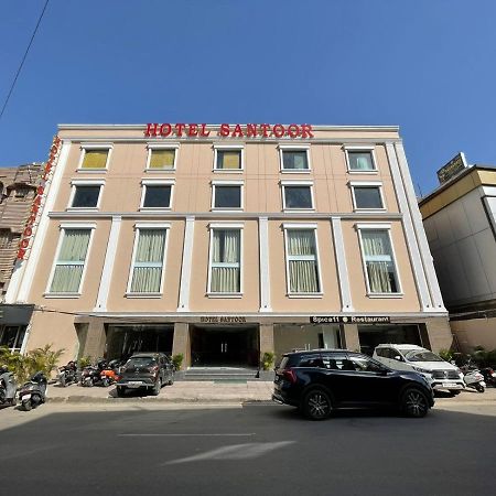 Hotel Santoor Varanasi Exterior photo